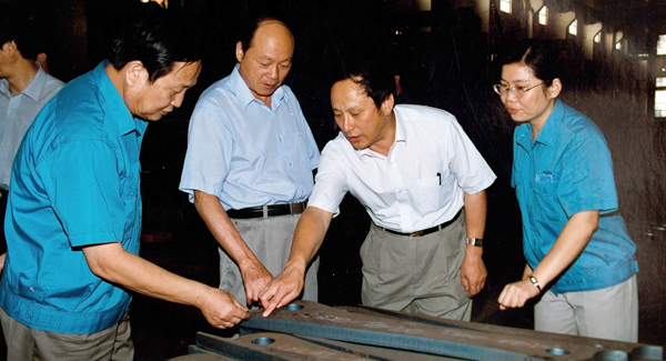 新一届向导班子上任，，，掀开优德88厘革开展新篇章