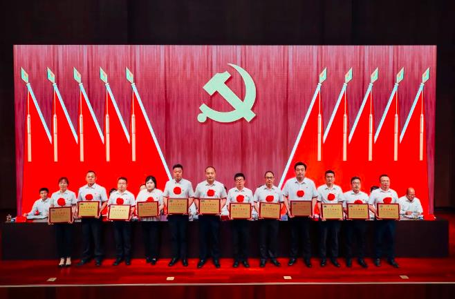 fa6a44980bd745e58a373804f883c8ad