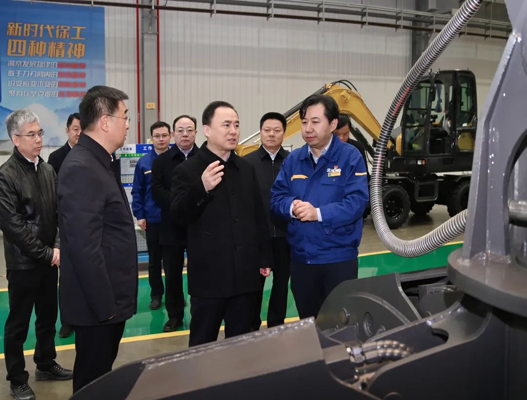 3aeec941a080422097938f55416b0144