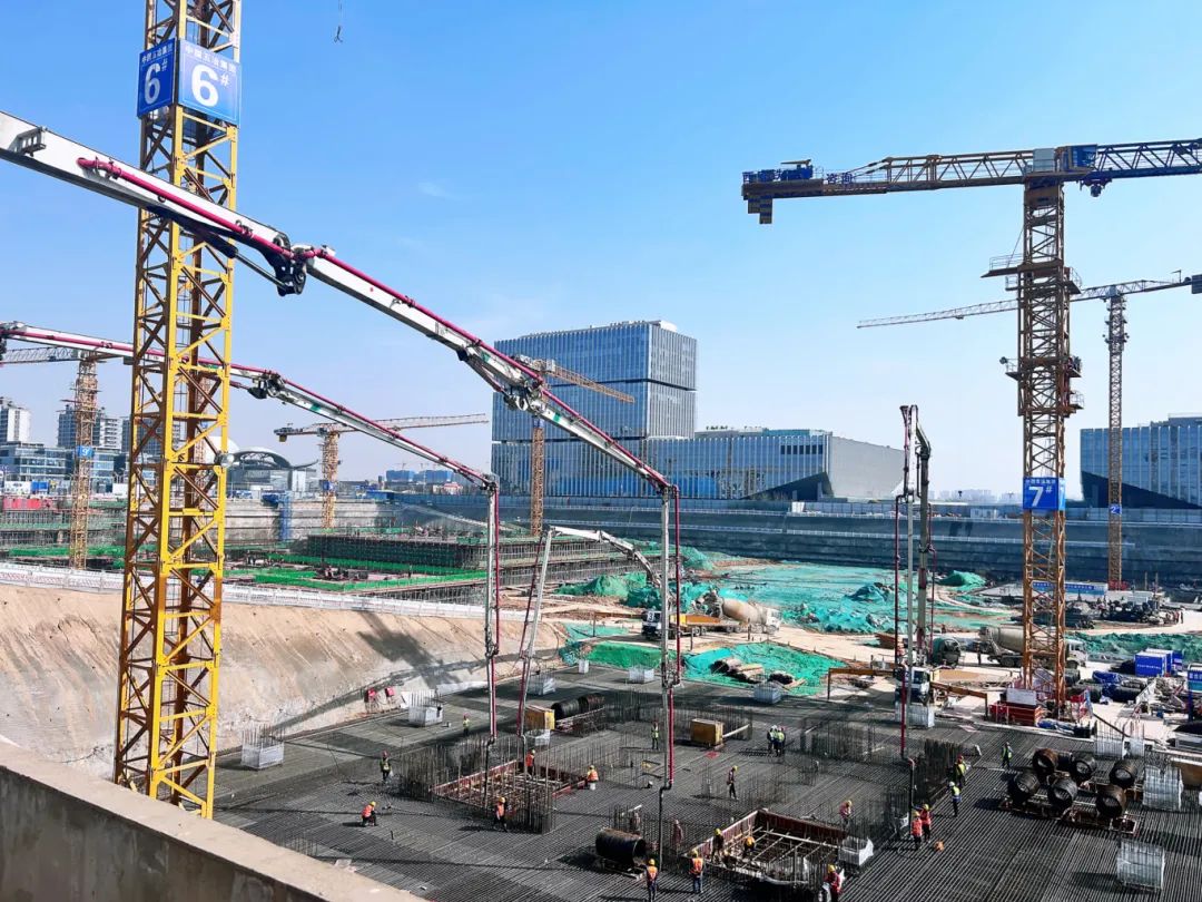 提前11小时！！优德88大米数泵车赋能高效施工