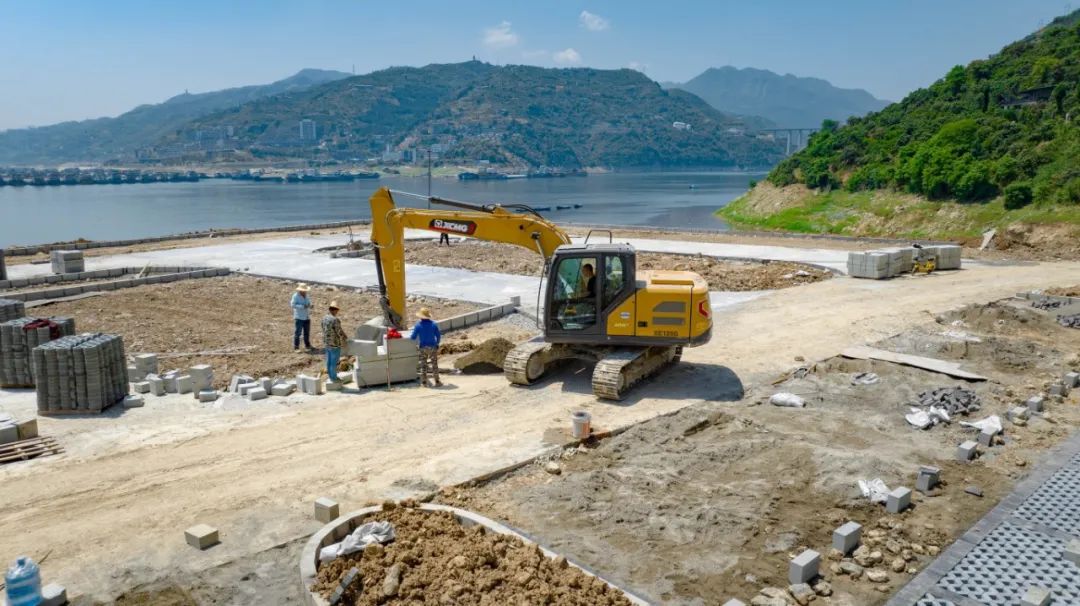 8c94549dcdf545058293066d109bb091