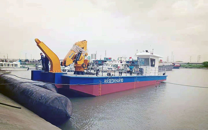 8b9d8785cca34764b18d88d9e77589f5