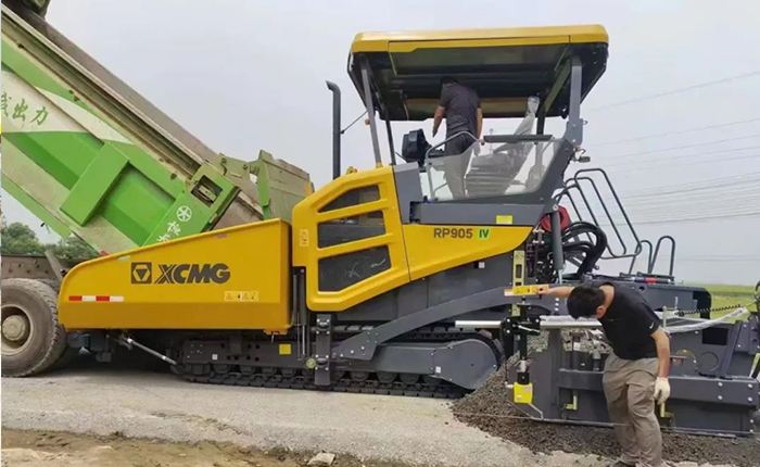 dec9b29660e440e89c18c40afe68ac03