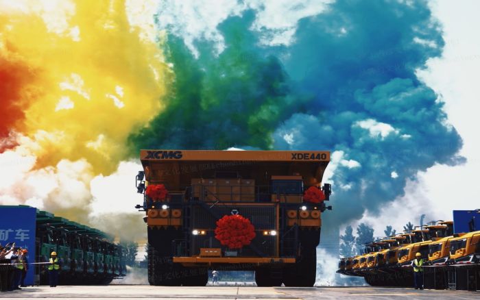 【国际化】批量交付欧洲！！！优德88150吨级矿车奔跑塞尔维亚