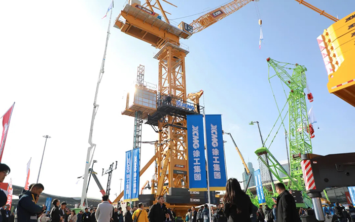 bauma CHINA 2024丨优德88塔式起重机、、智能施工升降机火热亮相