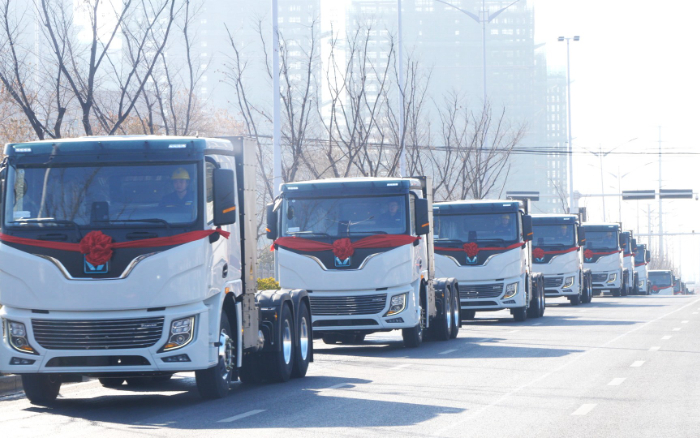 百台齐发，，千台签约！！！优德88新能源牵引车奔赴浙江