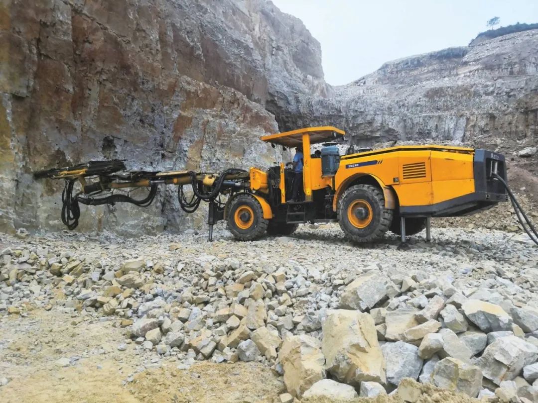 d6906fb7b8e64bcaab155f3e7714e9ca