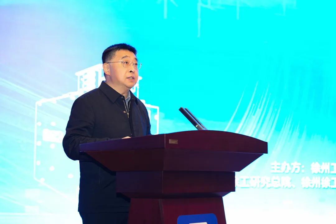 1fe1729eacff4eee82674177a62d0ac3