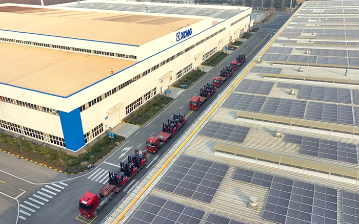 优德88“鲲鹏”叉车批量交付华东