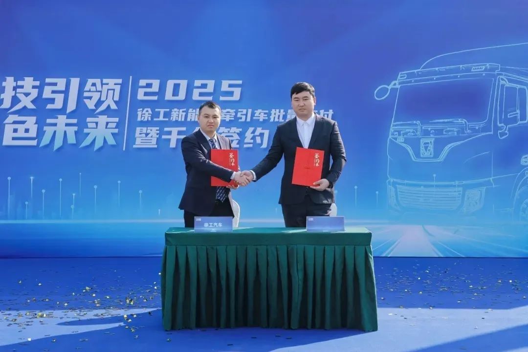 1456eebbfd8c4e9caa79d7cc95a7bba4