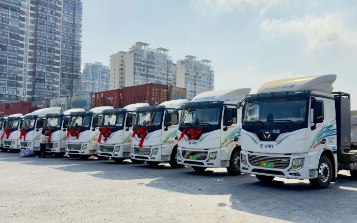 百台交付 | 优德88新能源重卡绿动海南