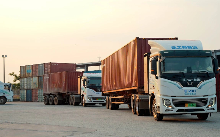 四次复购！！！客户为何对优德88新能源重卡情有独钟