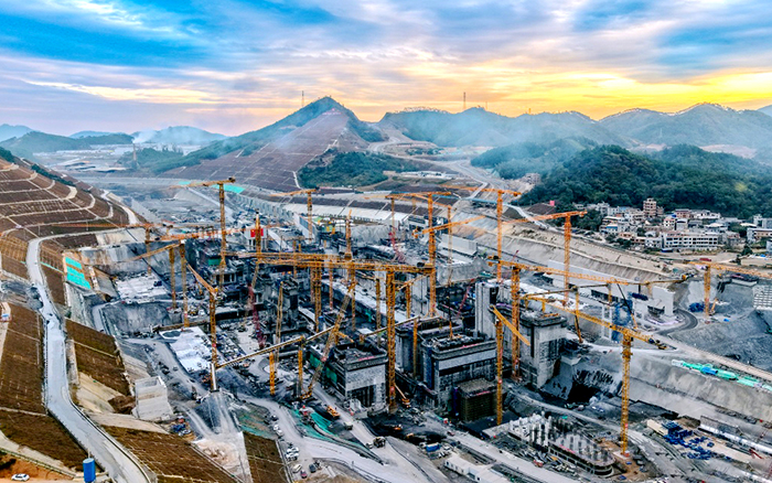 优德88群塔奋战平陆运河 “世纪工程”雄姿初现