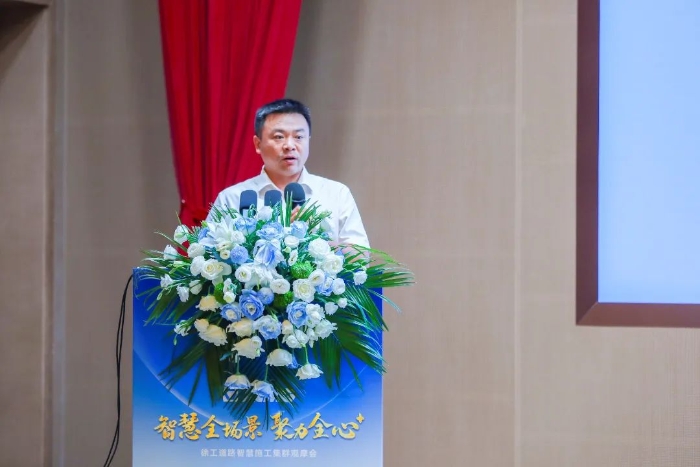 724392330c6c4c6da806dc675cbd1393