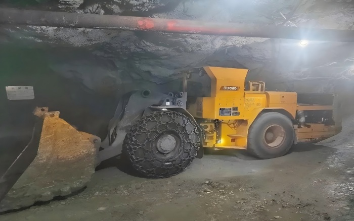 529d18217f3f4d6b9f400a79eb46d503