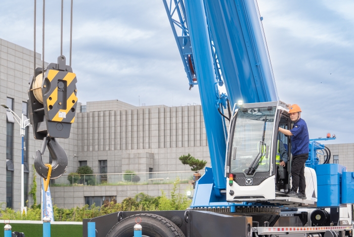 01bc868fd3724c5ebc0eee590c7055d1