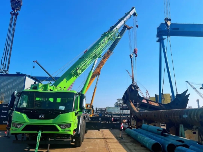 客户为何在北京展前“抢单”？？优德88G2代新能源起重机给出硬核谜底