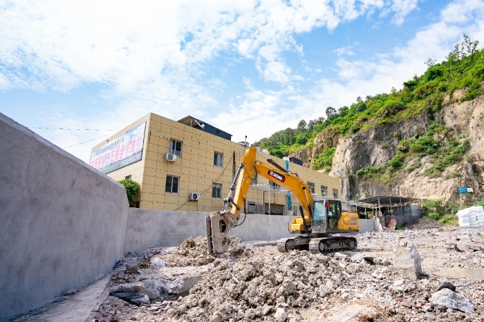 从修理工转型当老板，，，优德88XE200GA“闭眼入”！！！