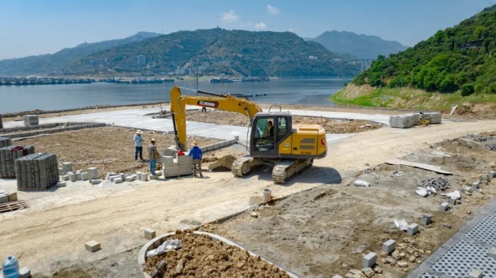 f6e12fdb9faf4aec90634520dc61d242