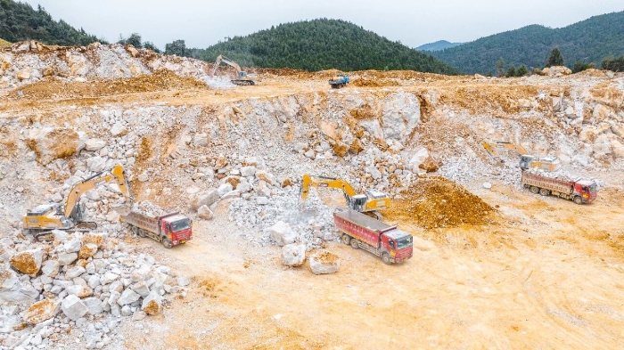 5aa50c2df4cd47f1bcb08975e10e0fcd